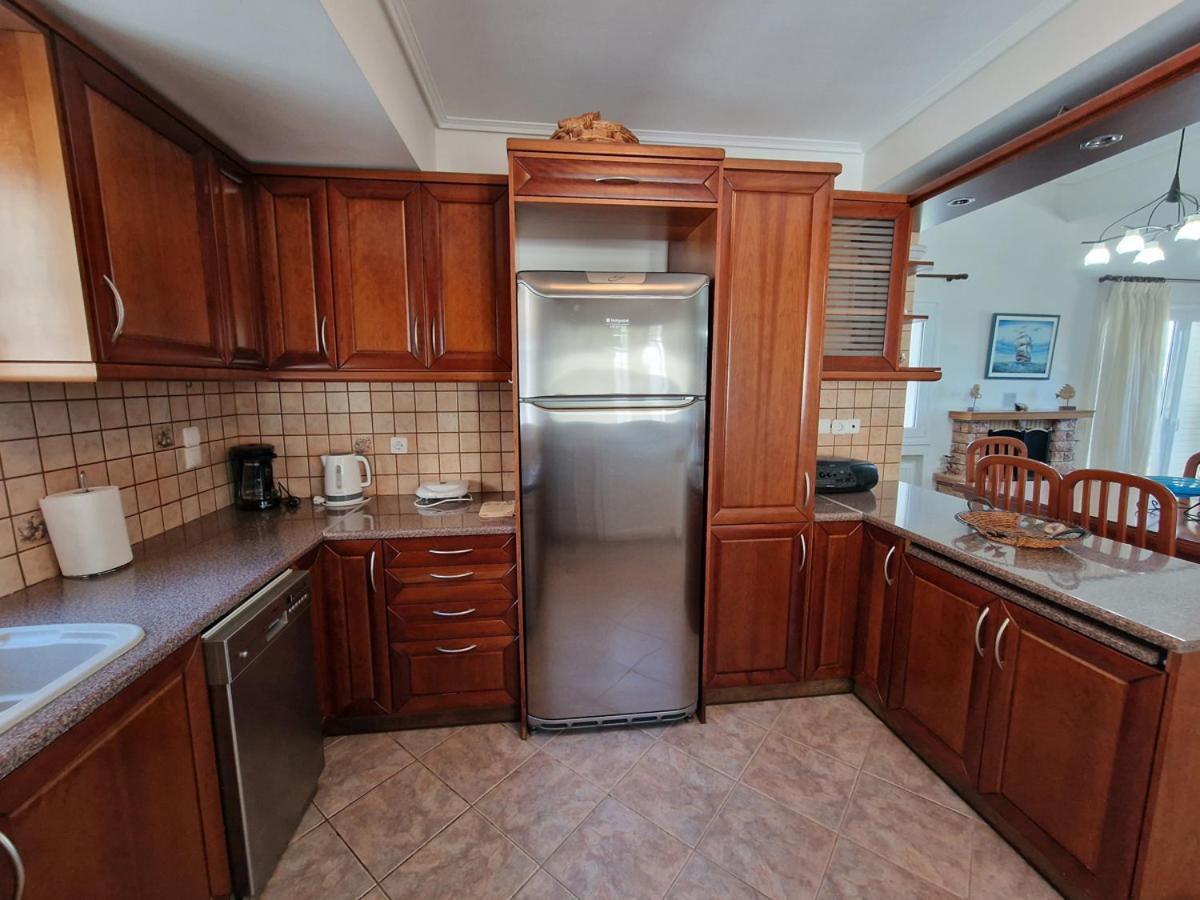 Villa Liana : Luxury Villa With Fantastic Sea View, Near Airport Porto Rafti Luaran gambar