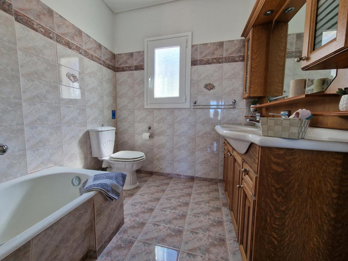 Villa Liana : Luxury Villa With Fantastic Sea View, Near Airport Porto Rafti Luaran gambar