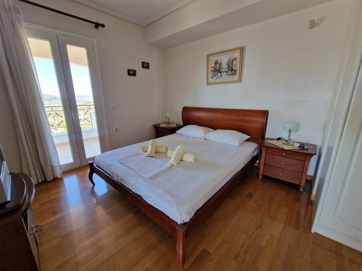 Villa Liana : Luxury Villa With Fantastic Sea View, Near Airport Porto Rafti Luaran gambar