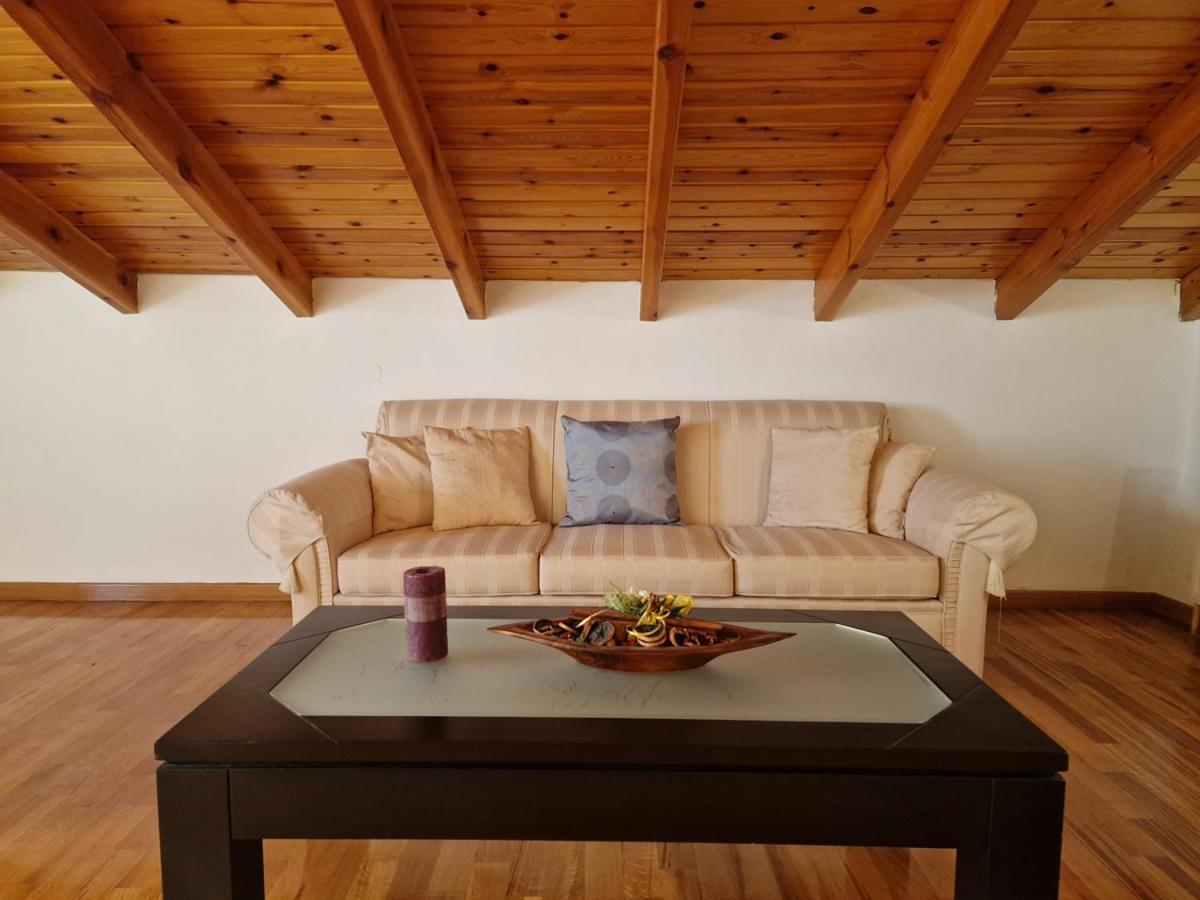 Villa Liana : Luxury Villa With Fantastic Sea View, Near Airport Porto Rafti Luaran gambar